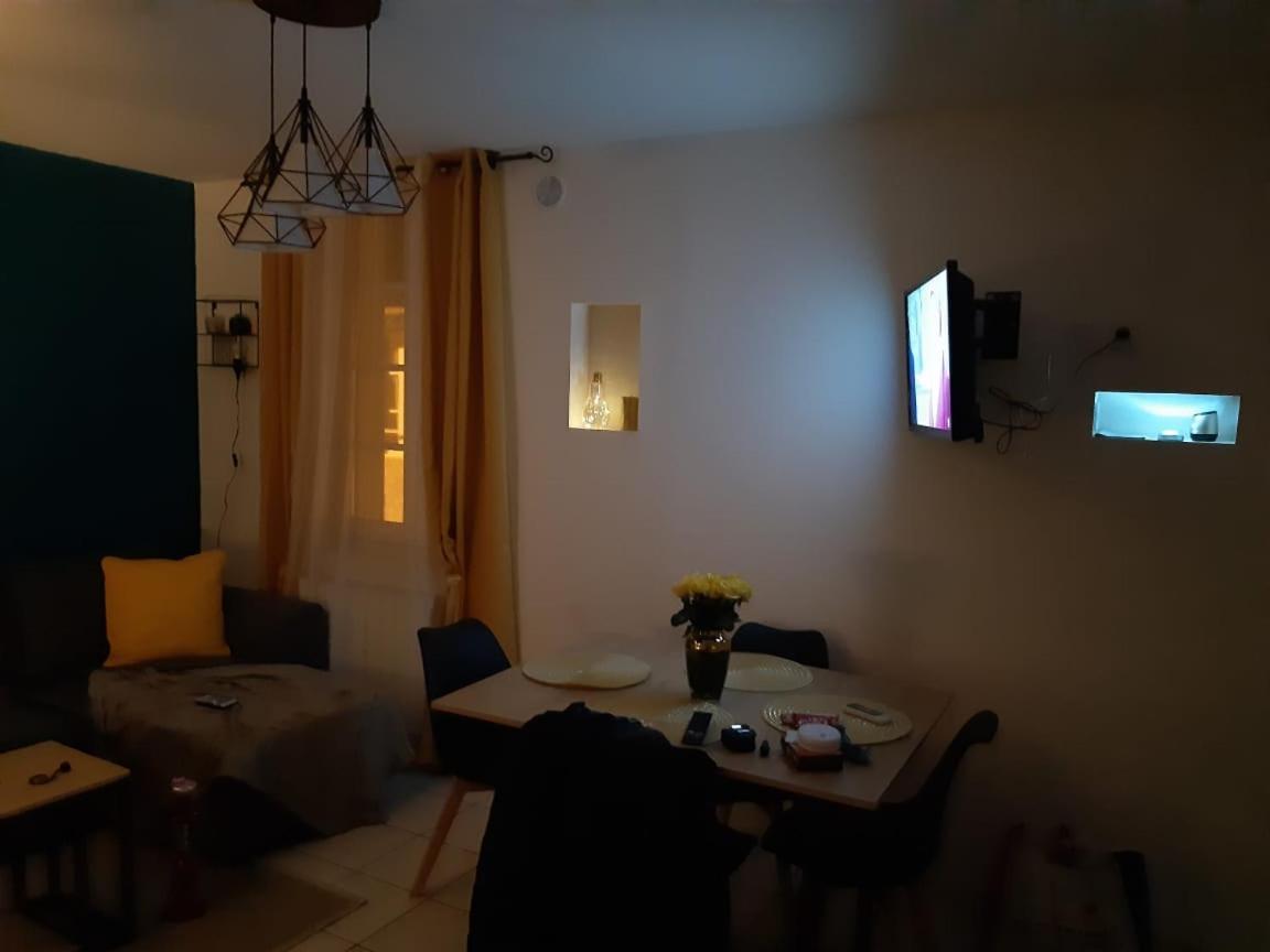 O Bon Endroit Apartment Каркасон Екстериор снимка